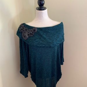 NWT Maurice’s lightweight sweater.